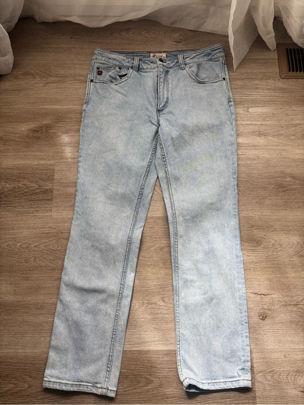 The Territory Ahead Light Wash Straight Jeans 34/32